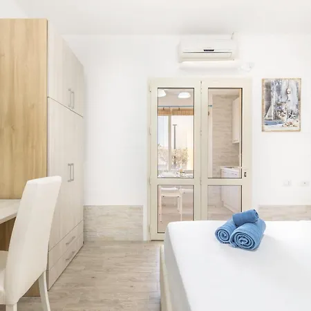 Holiday home Free 1240 - 50 Mt From The *